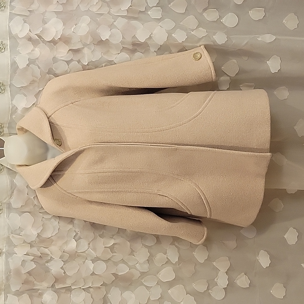 Bromley Collection 8P Cream/Tan Wool Coat